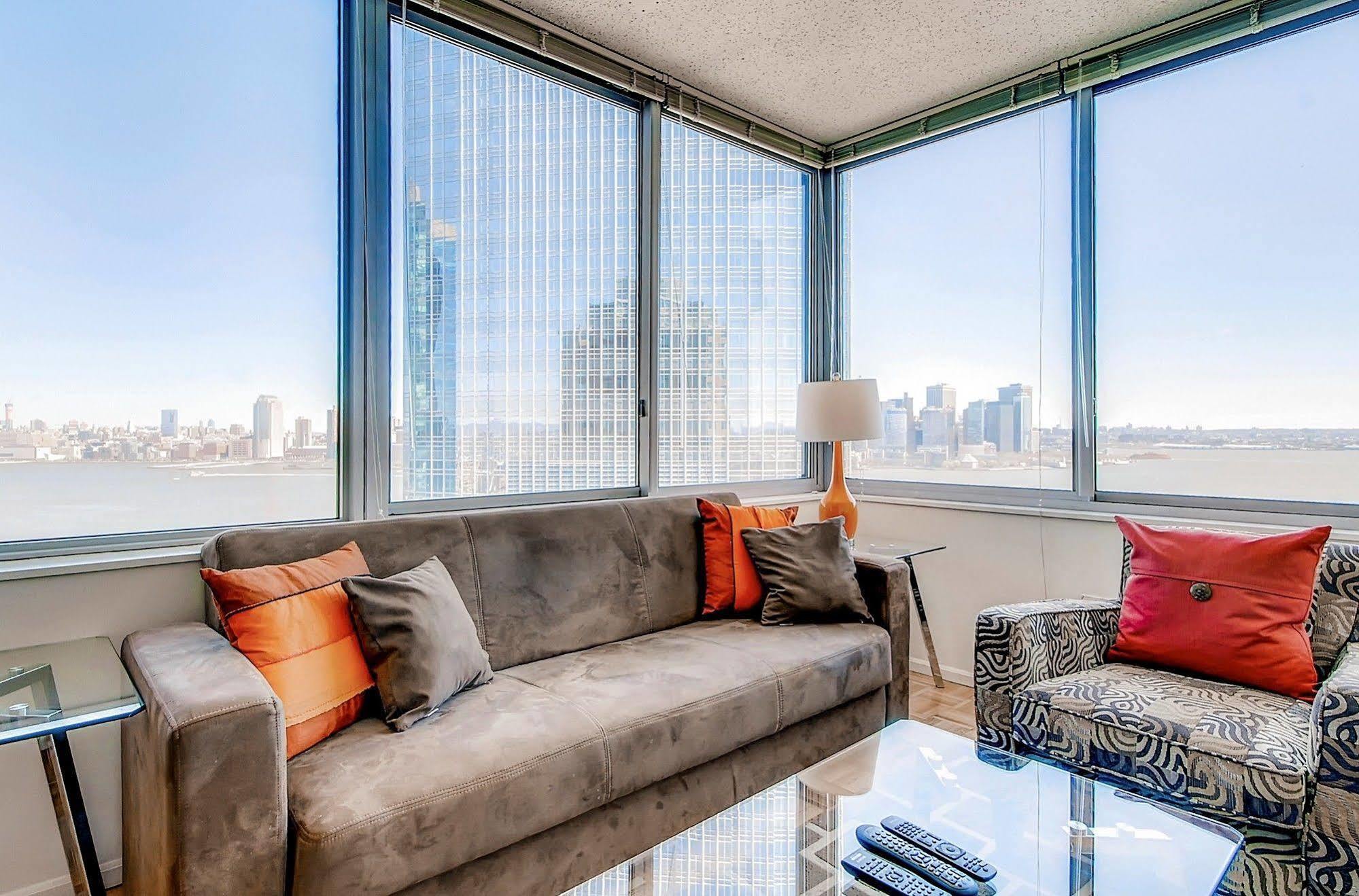 Global Luxury Suites At Exchange Jersey City Eksteriør bilde